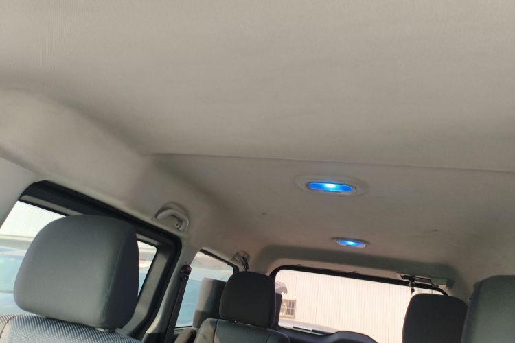 江淮瑞风 瑞风M4 2020款 2.0CTI 柴油 手动劲锐型 国VI中控内饰22