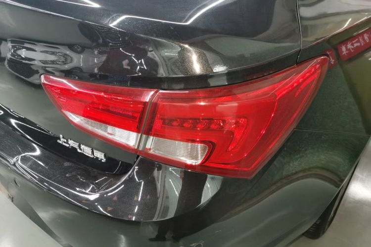 别克 威朗 2018款 三厢 20T 双离合领先型车身外观9