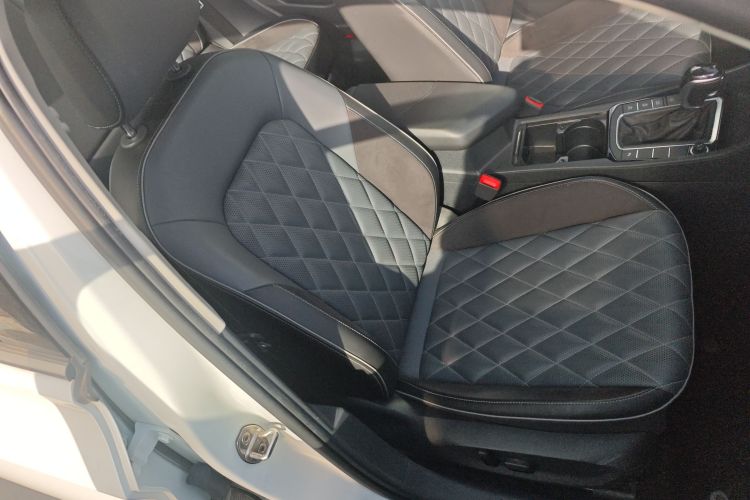 大众 速腾 2023款 300TSI DSG卓越版局部细节41