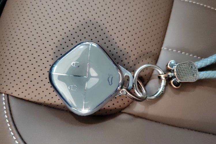 五菱汽车 五菱缤果 2023款 333km 灵犀互联+款中控内饰11