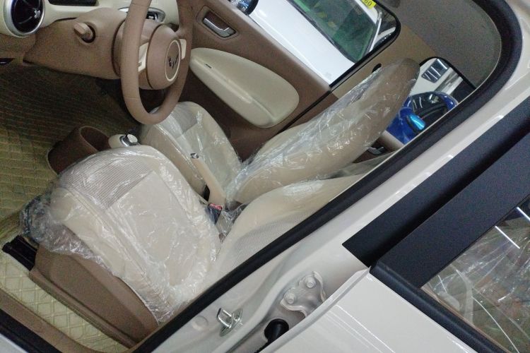 五菱汽车 宏光MINIEV 2025款 四门版 进阶款中控内饰19