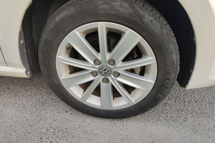 大众 Polo 2014款 1.6L 自动舒适版车身外观10