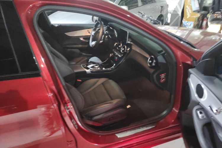 奔驰C级 2018款 C 200 运动版局部细节41