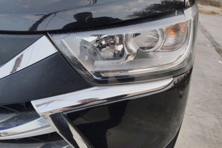 江淮瑞风 瑞风M4 2021款 2.0L 手动舒适版局部细节36