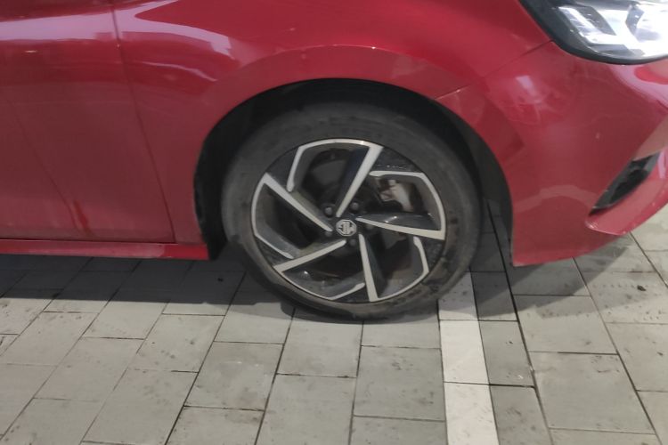 名爵 MG5 2021款 300TGI DCT青奢风潮版车身外观6007