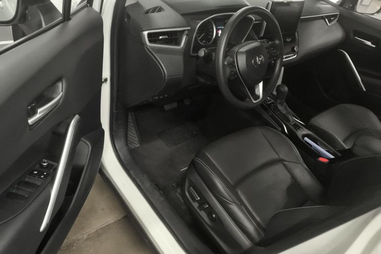 丰田 锋兰达 2022款 2.0L CVT豪华PLUS版中控内饰20