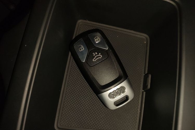 奥迪A5 2021款 Coupe 40 TFSI 时尚动感型中控内饰7001