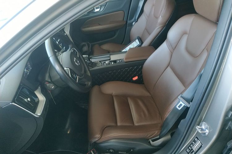 沃尔沃V60 2020款 T5 智远豪华版局部细节19