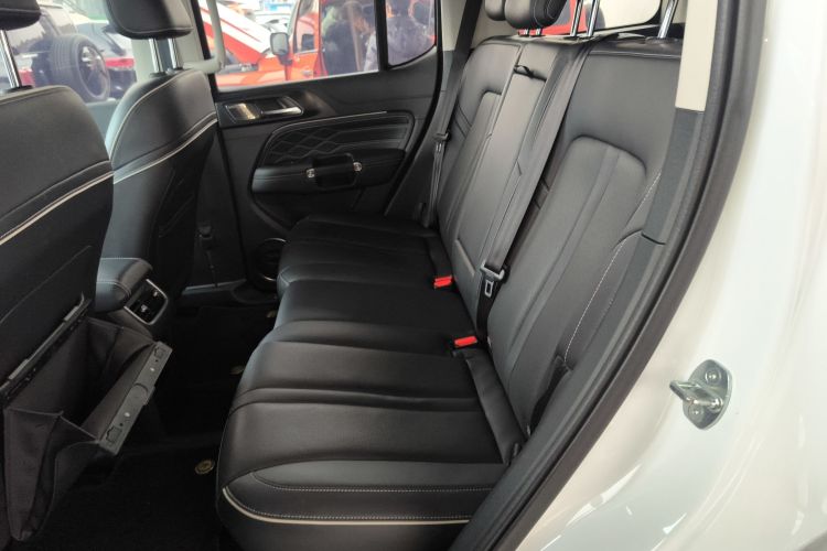 坦克300 2024款 2.0T 征服者中控内饰7004