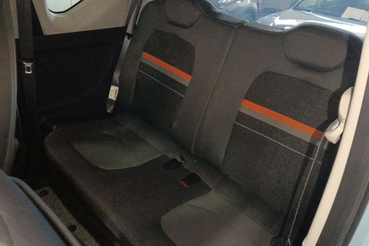 五菱汽车 宏光MINIEV 2020款 悦享款 磷酸铁锂中控内饰21