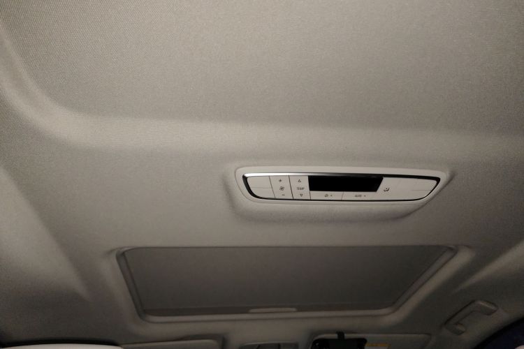 别克GL8 2022款 ES陆尊 653T 舒适型中控内饰22