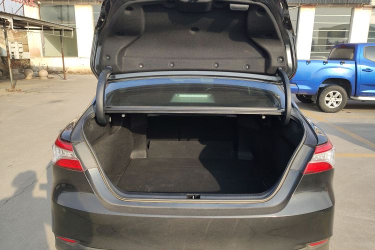 丰田 凯美瑞 2021款 双擎 2.5HG 豪华版机舱底盘23