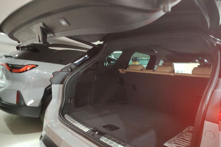 蔚来ES6 2020款 600KM 运动版机舱底盘23