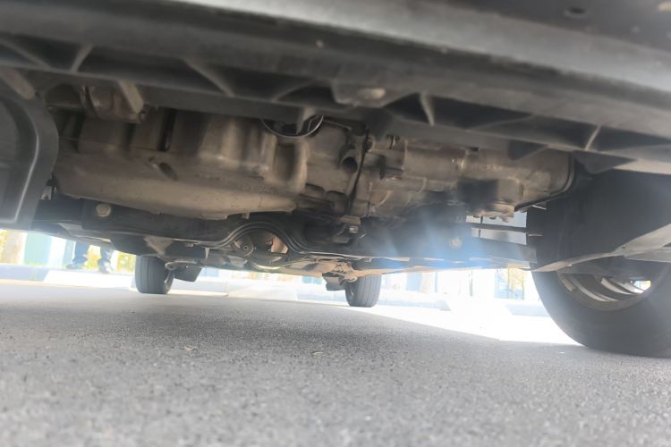 大众 桑塔纳 2015款 1.6L 手动风尚版局部细节9008