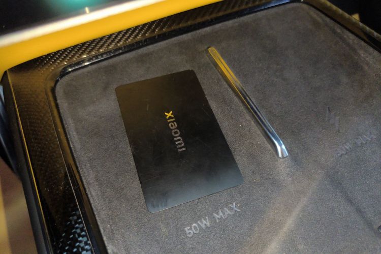 小米汽车 小米SU7 Ultra 2025款 Ultra中控内饰7001