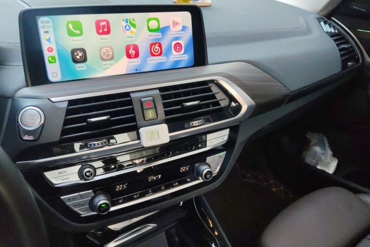 宝马X3 2021款 xDrive28i 豪华套装中控内饰16