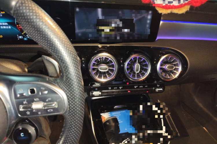 奔驰CLA AMG 2021款 AMG CLA 35 4MATIC中控内饰16