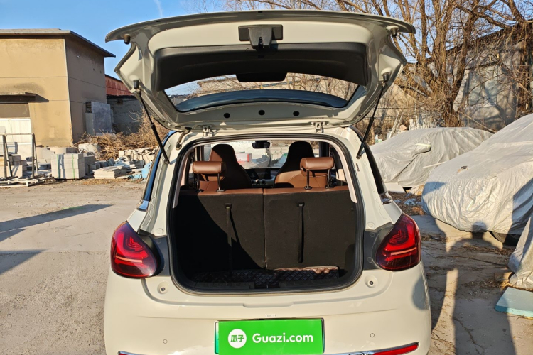 五菱汽车 五菱缤果 2023款 333km 灵犀互联款局部细节23