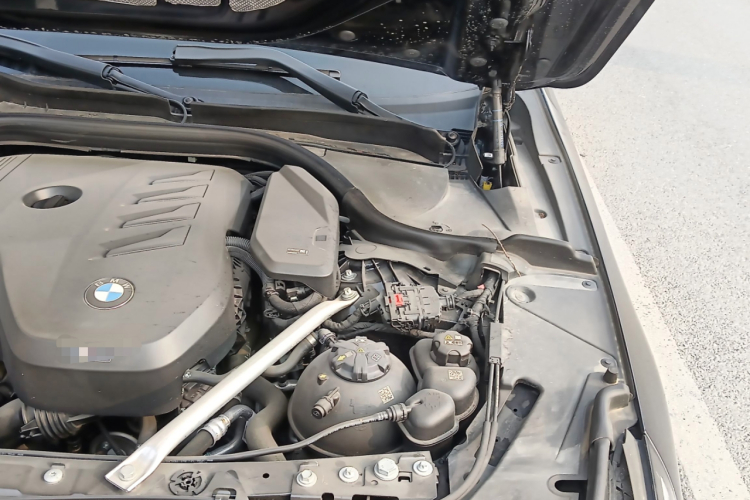 宝马5系 2024款 530Li 领先型 M运动套装局部细节9007