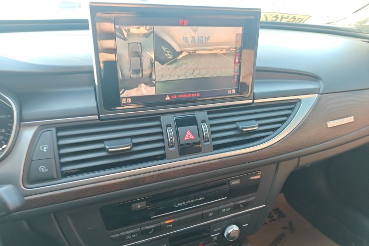 奥迪A6L 2018款 30周年年型 45 TFSI quattro 运动型局部细节16