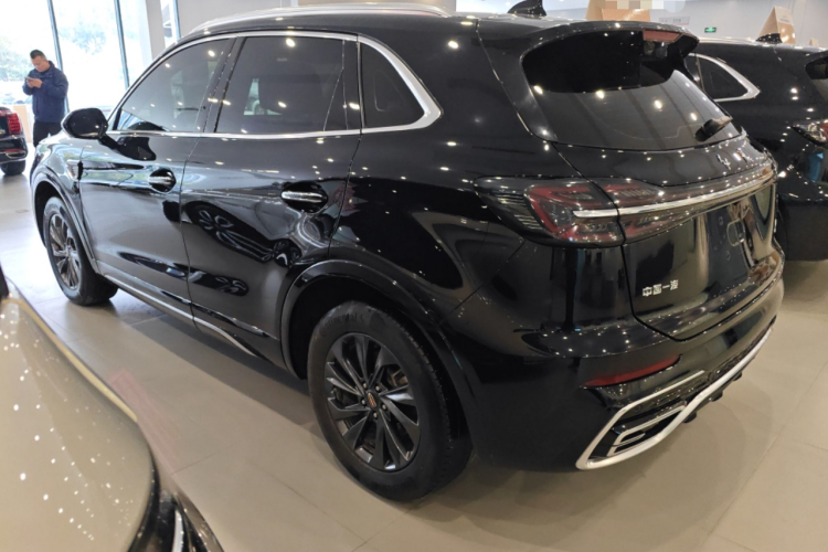 红旗HS5 2023款 2.0T 旗享Pro版车身外观6003