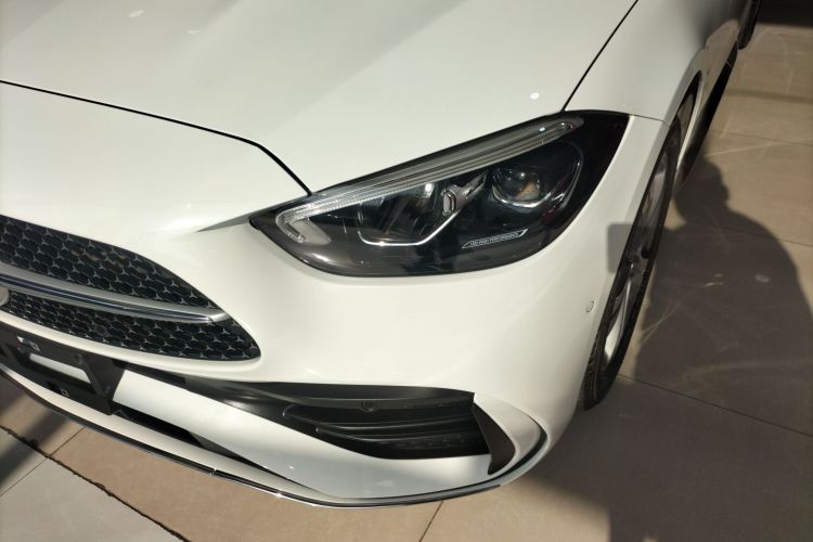 奔驰C级 2022款 C 200 L 运动版局部细节36