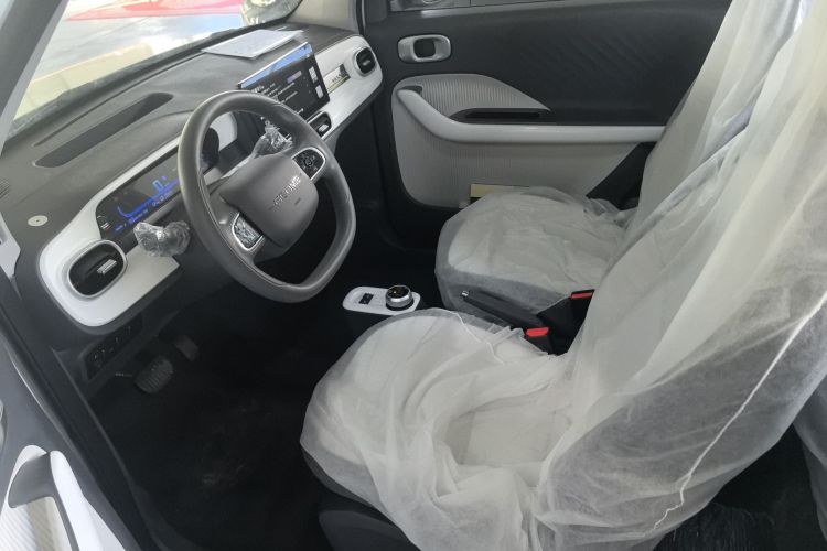 吉利银河 熊猫 2025款 210km 元气熊中控内饰20