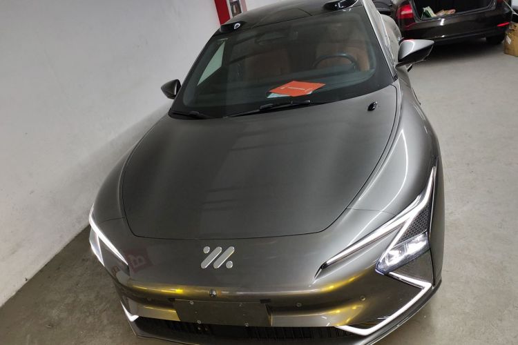 智己汽车 智己L7 2022款 Dynamic车身外观2