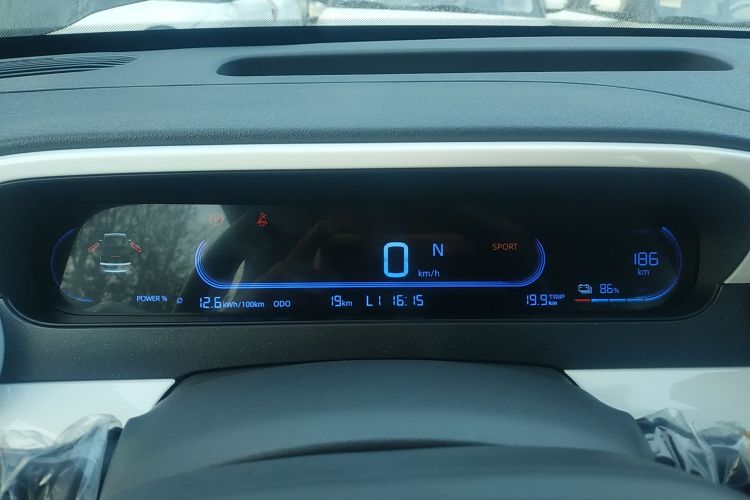 吉利银河 2025款 210km 熊猫卡丁局部细节14