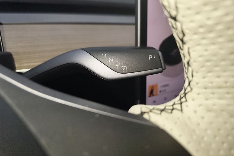 特斯拉 Model 3 2022款 后轮驱动版局部细节18