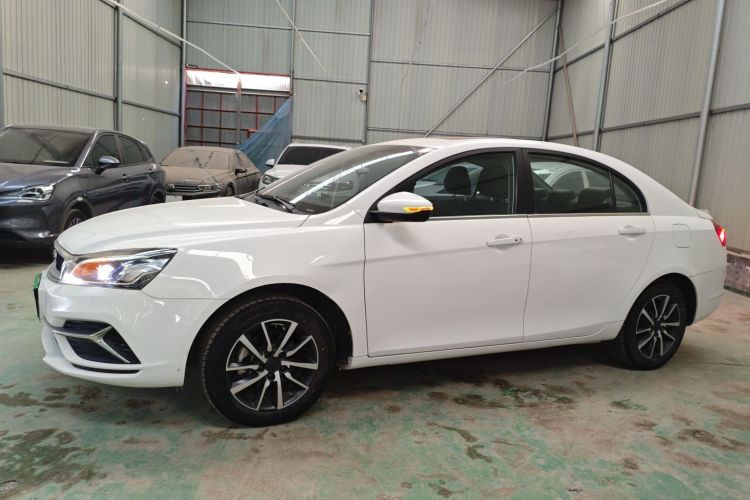 吉利汽车 帝豪 2019款 领军版 1.5L 手动向上互联型 国VI车身外观4