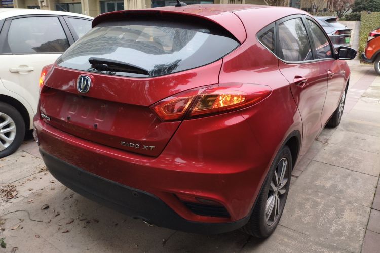 长安 逸动 2013款 1.6L 自动俊酷型 国IV车身外观6005