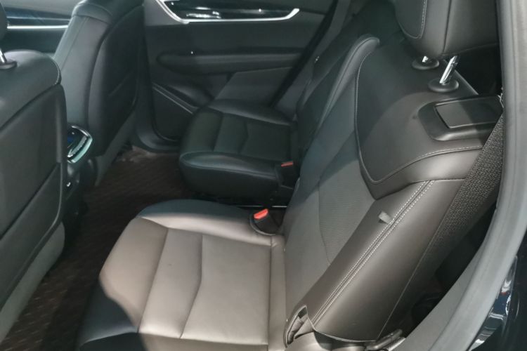 凯迪拉克XT6 2022款 2.0T 六座四驱豪华型中控内饰7004