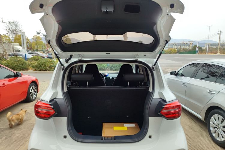 零跑汽车 零跑T03 2025款 310舒享版机舱底盘23