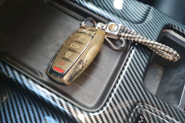 哈弗大狗 2022款 1.5T DCT两驱马犬追猎版中控内饰7001