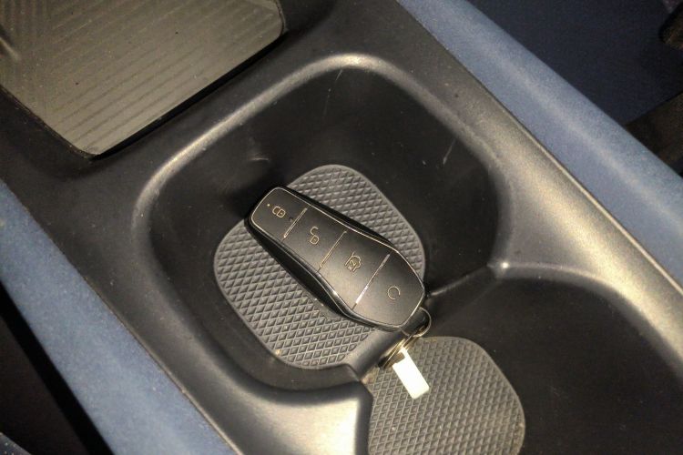 比亚迪 海鸥 2024款 荣耀版 405km 飞翔版中控内饰7001