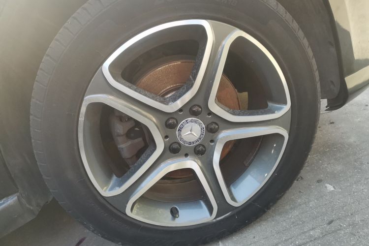 奔驰GLK级 2015款 GLK 300 4MATIC 时尚型 极致版车身外观10