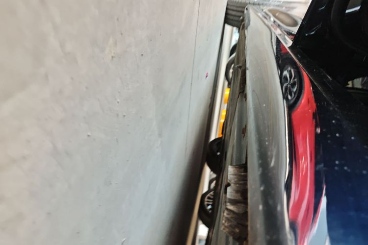 宝马3系 2024款 325i M运动套装局部细节9002