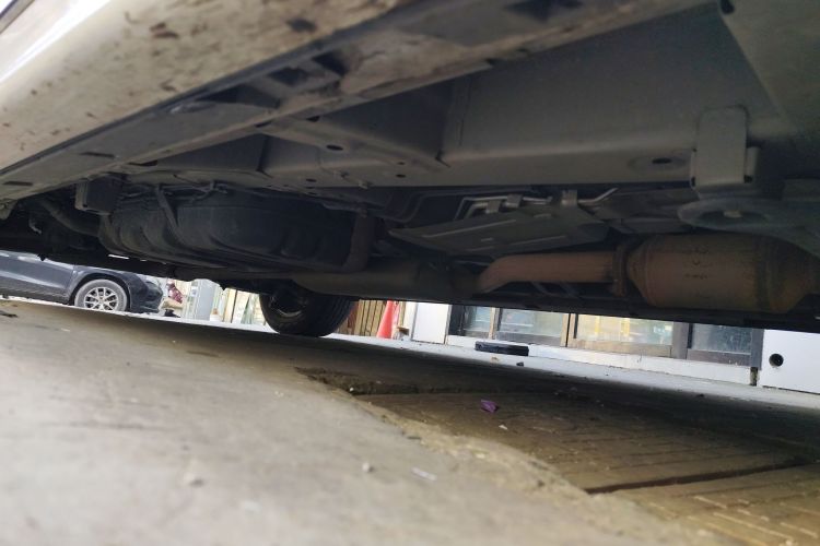 广汽传祺 传祺M8 2021款 改款 领秀系列 390T 豪华版局部细节9001