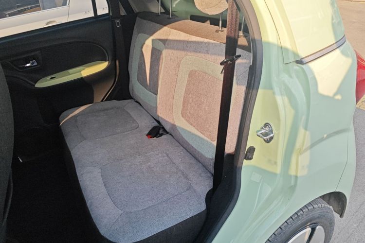 凌宝汽车 凌宝BOX 2022款 卓文君版中控内饰7004