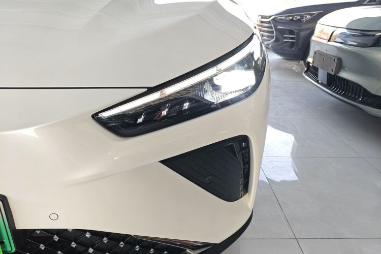 哪吒汽车 哪吒L 2024款 增程 220 闪充版局部细节36