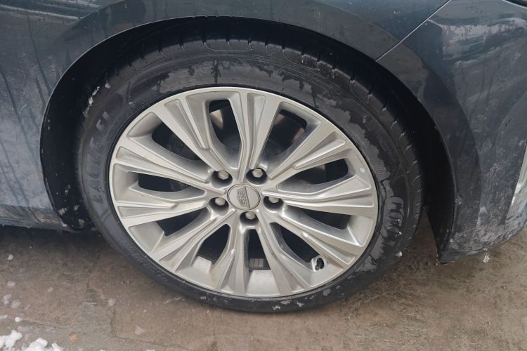 凯迪拉克CT6 2023款 28T 尊贵型车身外观10