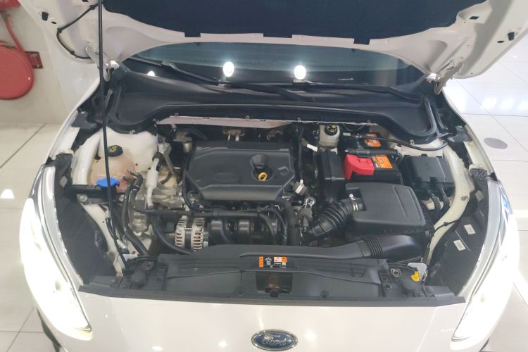 福特 福克斯 2019款 两厢 1.5L 手动锋跃型 国V局部细节24