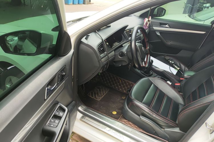 大众 朗逸 2017款 1.6L 手动风尚版中控内饰20