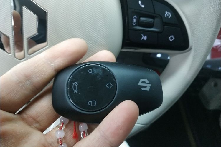 零跑汽车 零跑T03 2024款 403舒享版中控内饰11