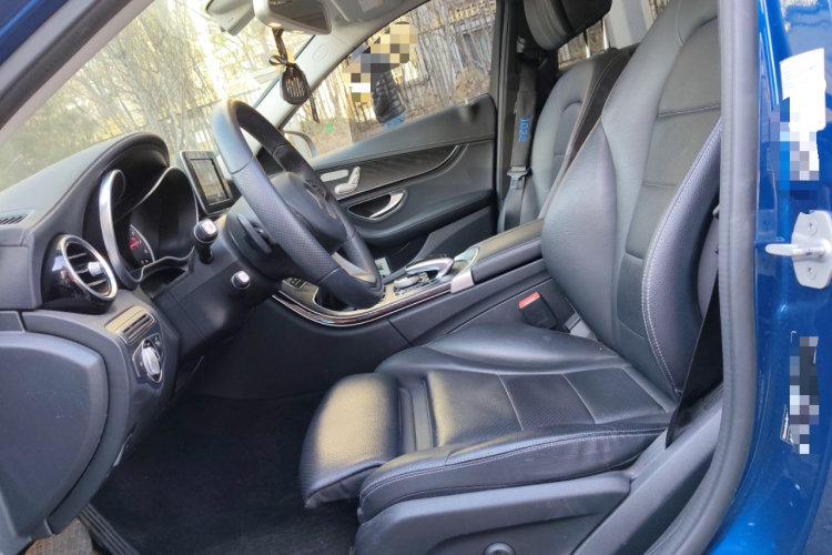 奔驰C级 2016款 C 200 L 运动型中控内饰19