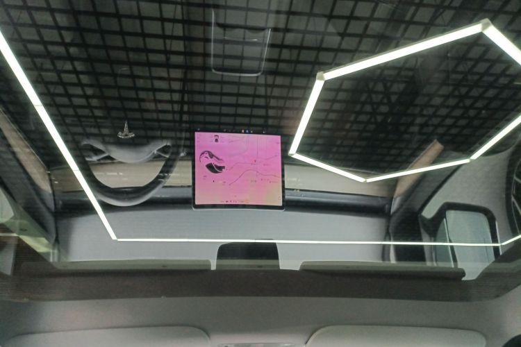 特斯拉 Model Y 2021款 标准续航后驱版中控内饰22