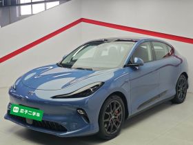 智己汽车 智己LS6 2025款 超强性能灵蜥智享版