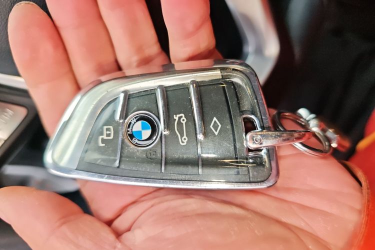 宝马3系 2021款 320i 运动套装中控内饰11