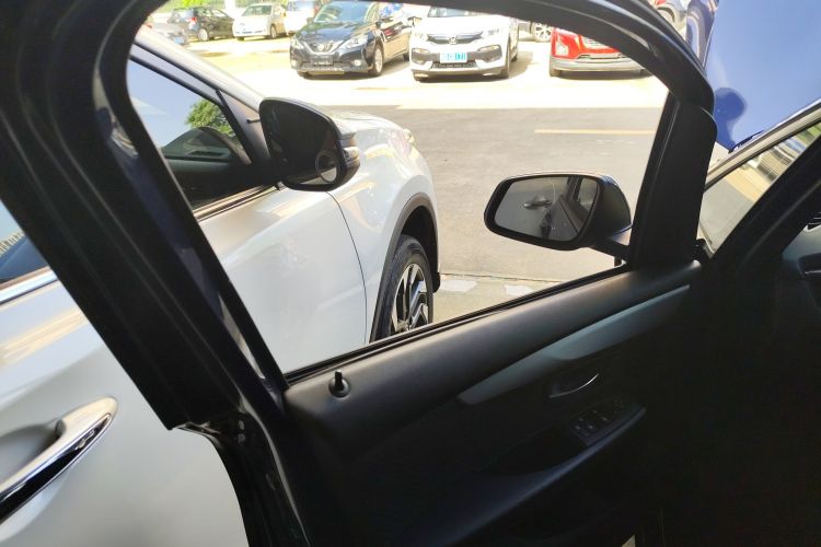 宝马2系旅行车 2016款 218i 领先型中控内饰47